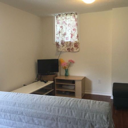 Gorgeous 1Bdr Prime Kitchen Apartment Ajax Exterior foto