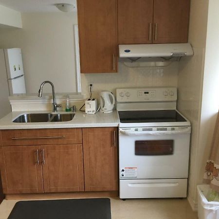 Gorgeous 1Bdr Prime Kitchen Apartment Ajax Exterior foto