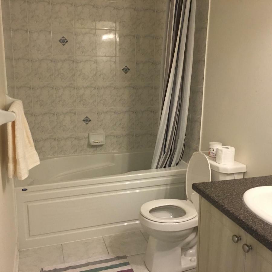Gorgeous 1Bdr Prime Kitchen Apartment Ajax Exterior foto