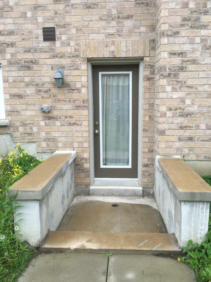 Gorgeous 1Bdr Prime Kitchen Apartment Ajax Exterior foto