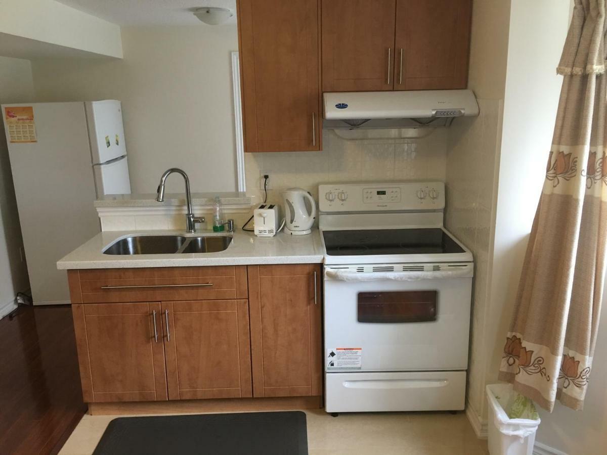 Gorgeous 1Bdr Prime Kitchen Apartment Ajax Exterior foto